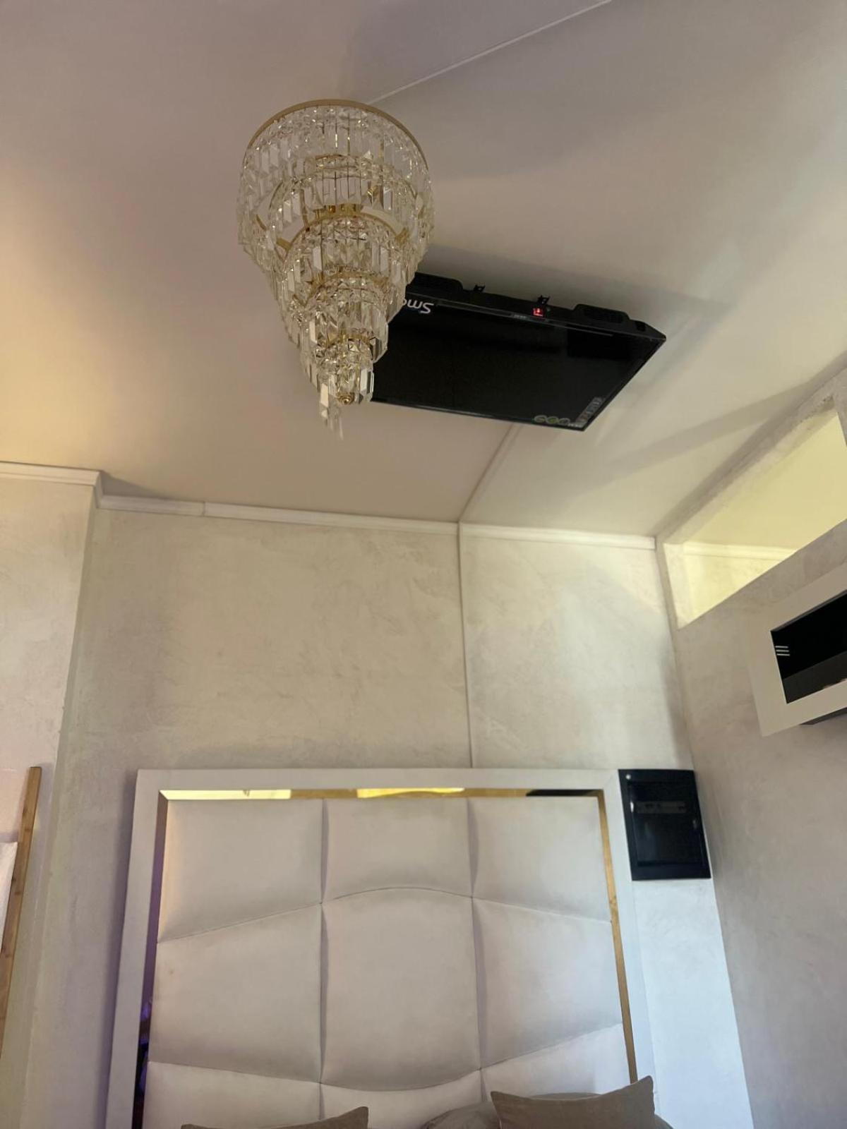 Femme Noir Luxury Spa Experience San Nicola La Strada Dış mekan fotoğraf